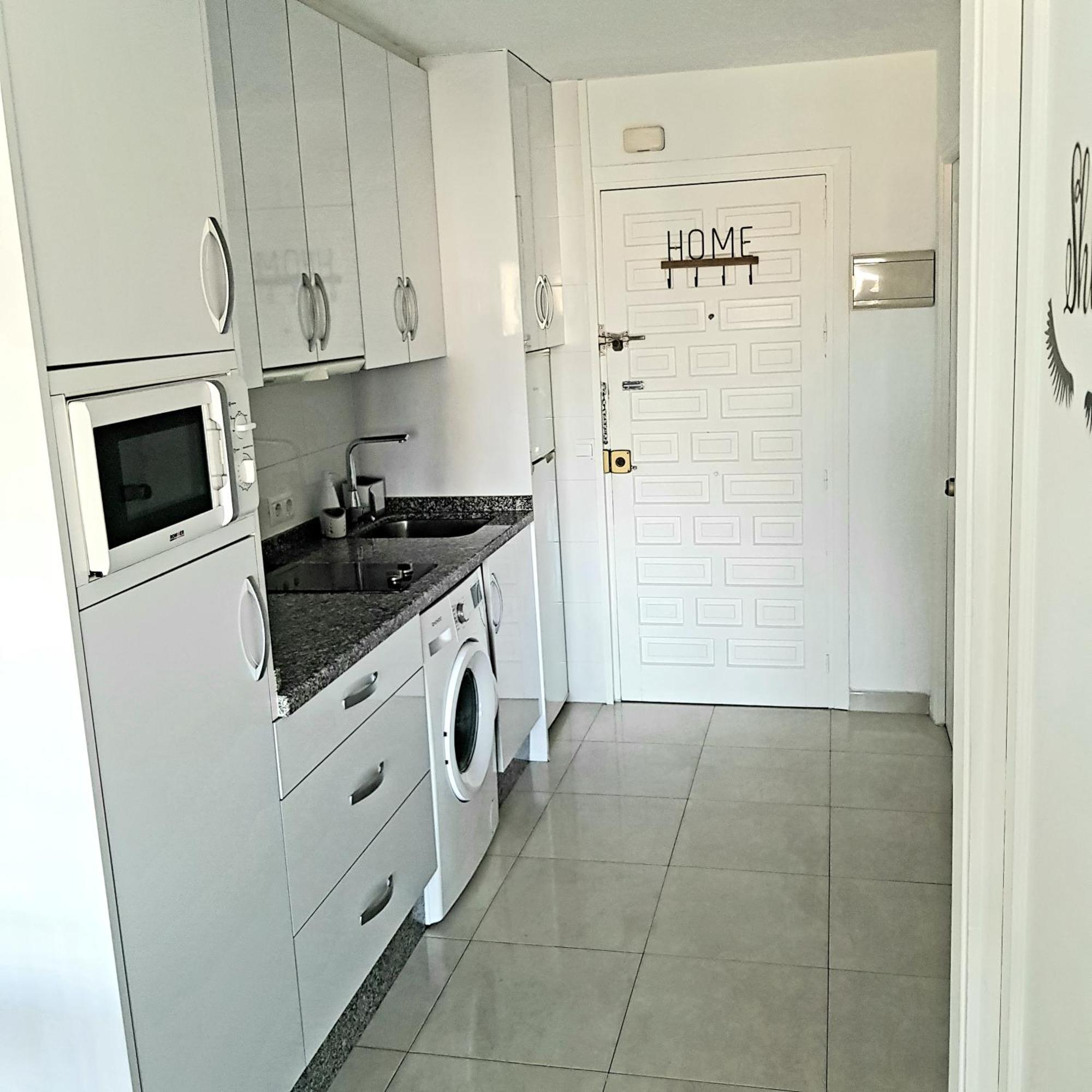 Appartment Totally Upgraded At Benal Beach بينالماذينا المظهر الخارجي الصورة